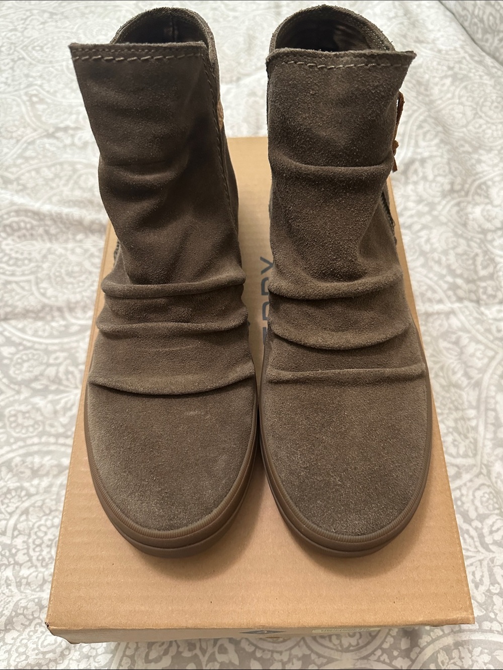 Sperry Women's Green Suede Ankle Booties